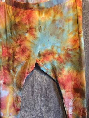 Old Navy Tie-Dye Leggings in Yellow, Blue, Red